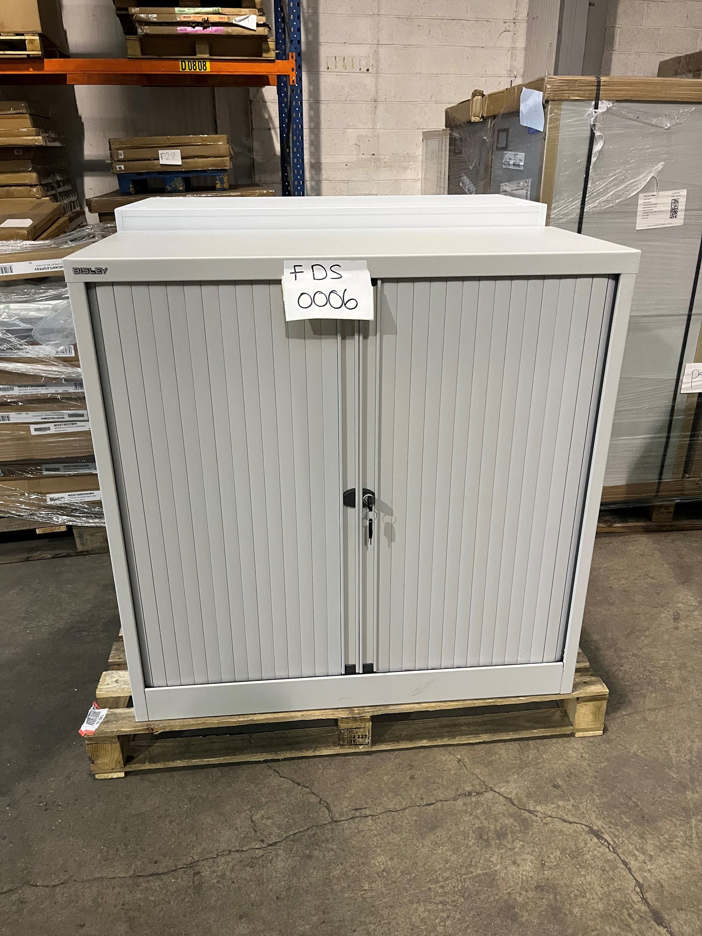 Grey Bisley Essentials Tambour
