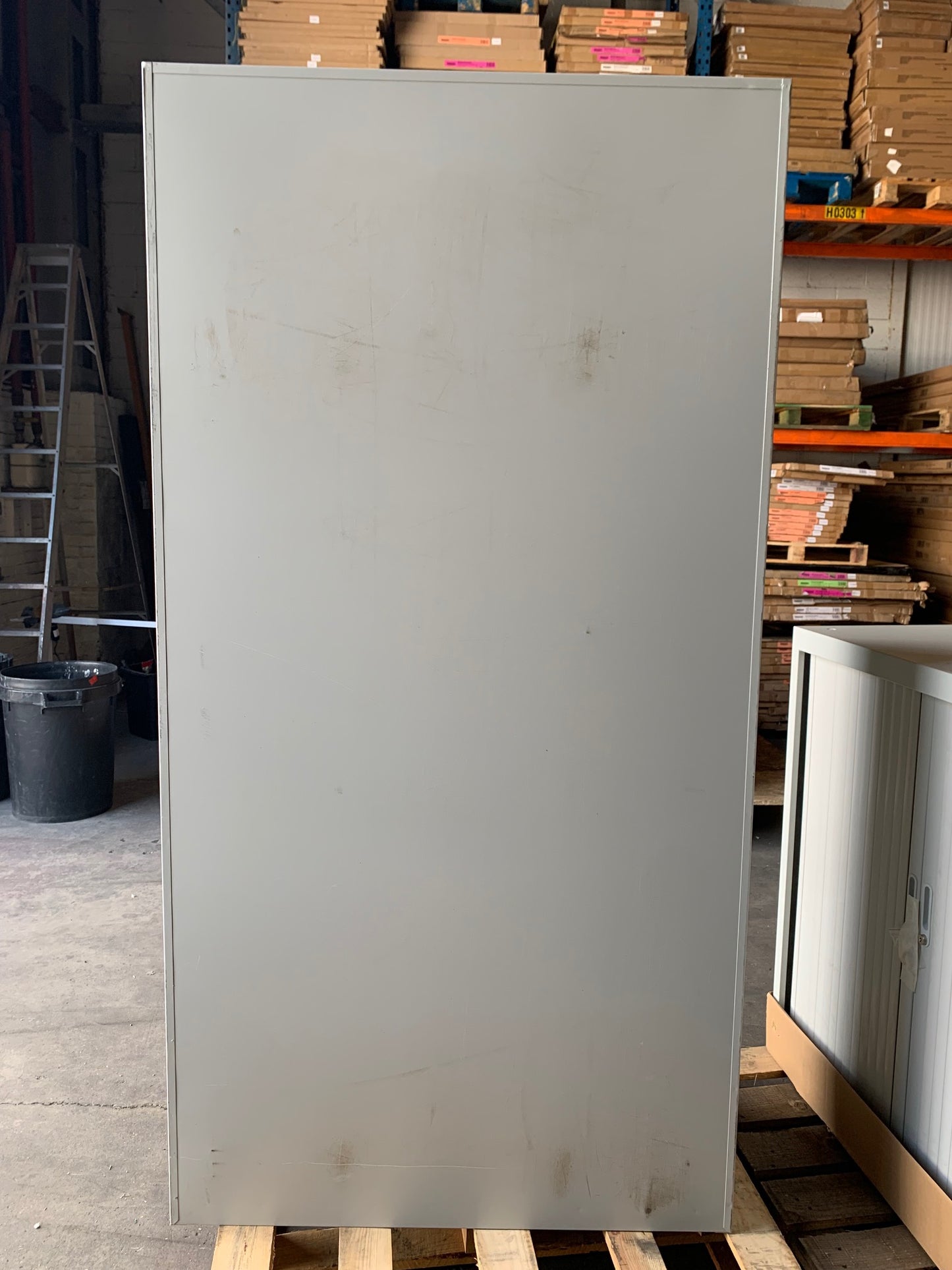 Grey 1950mm Metal Tambour