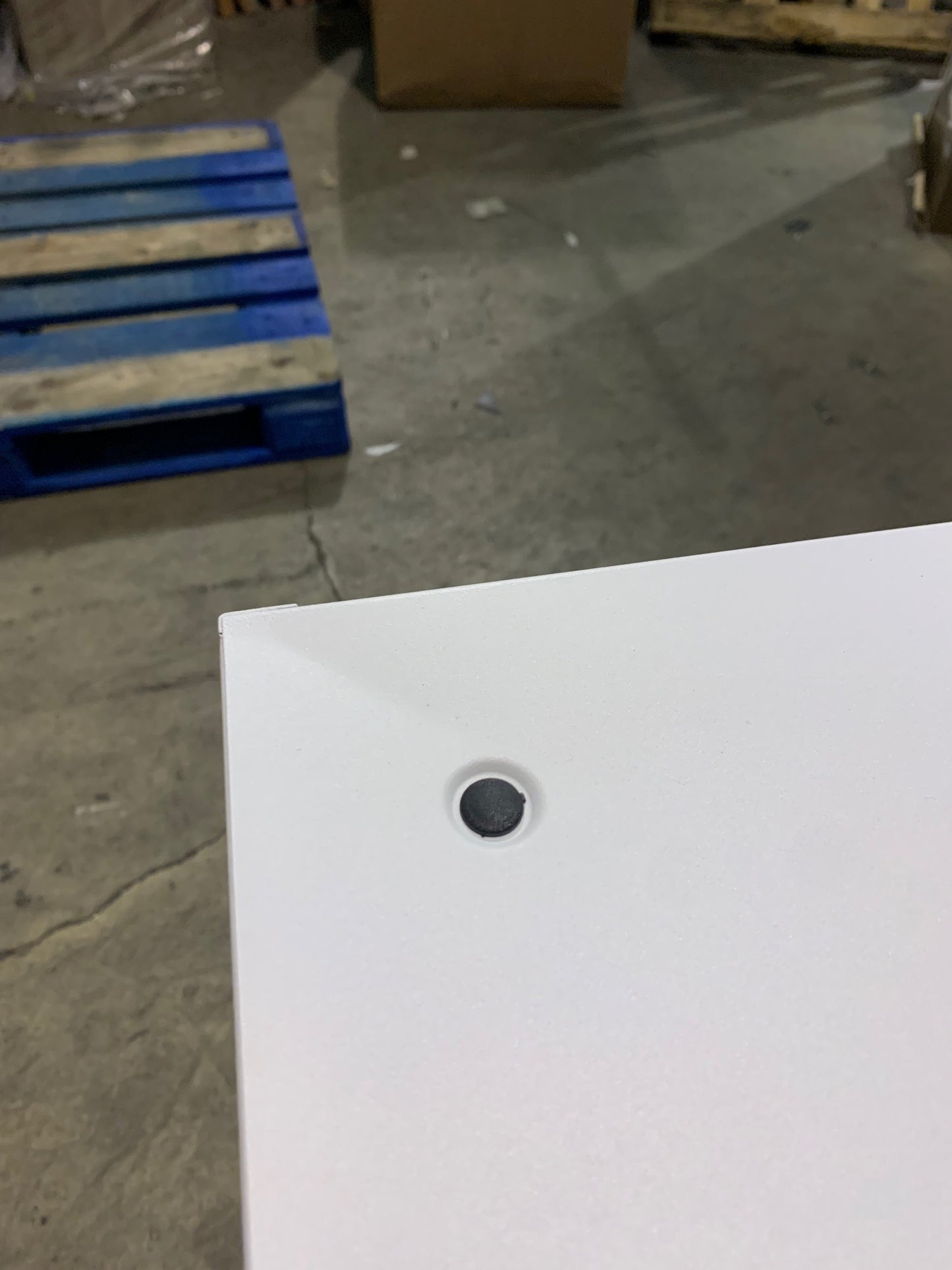 White Talos 1000mm Double Door Cupboard