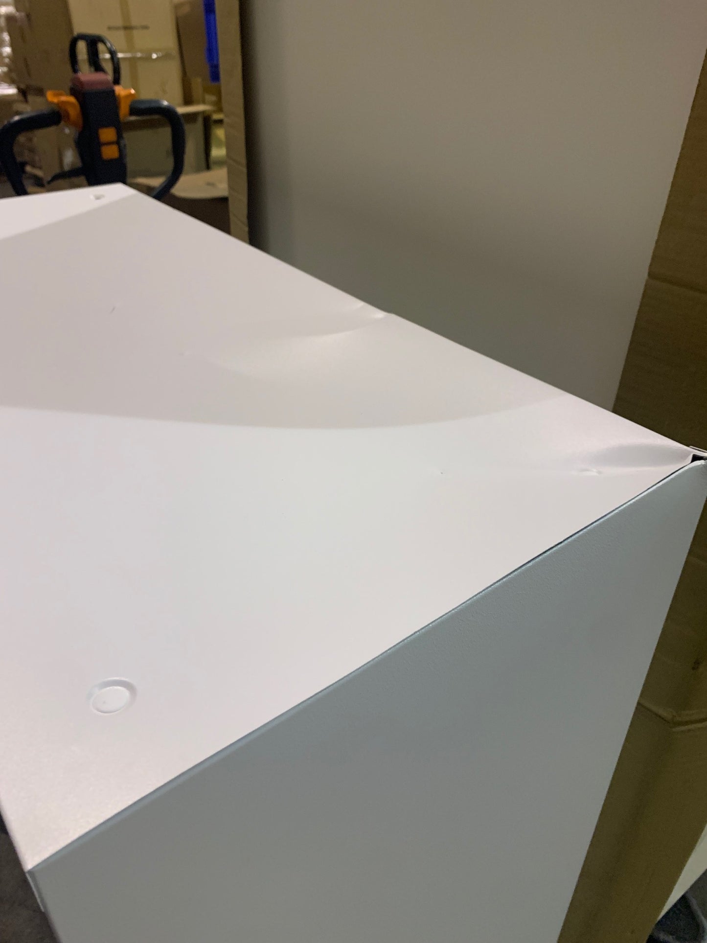 White 1000mm Double Door Cupboard