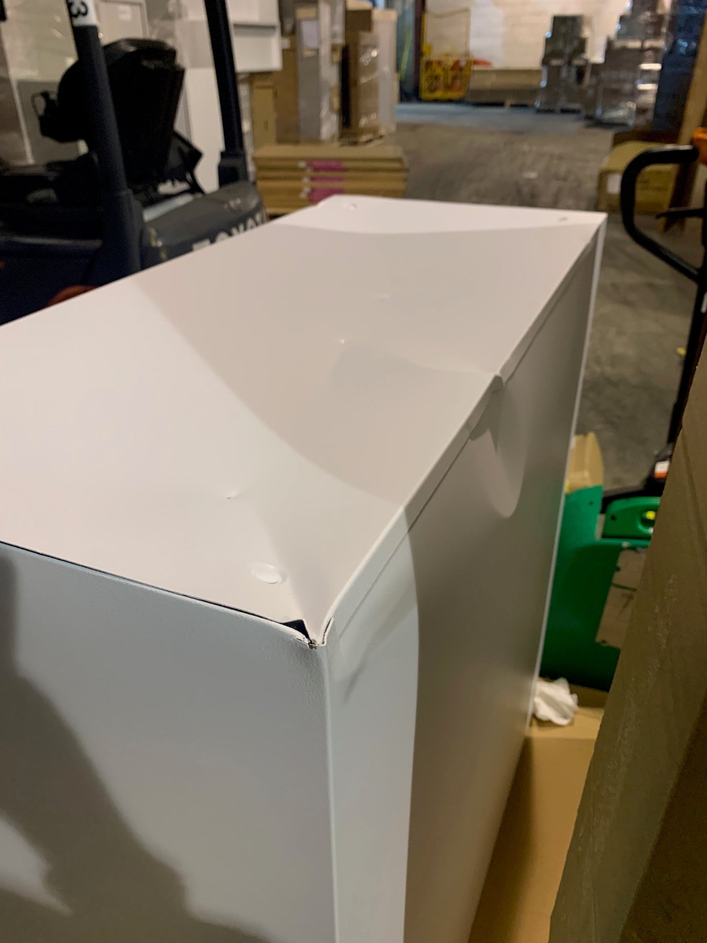 White 1000mm Double Door Cupboard