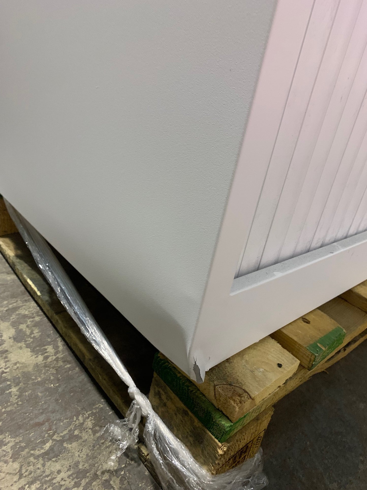 White 1050mm Tambour