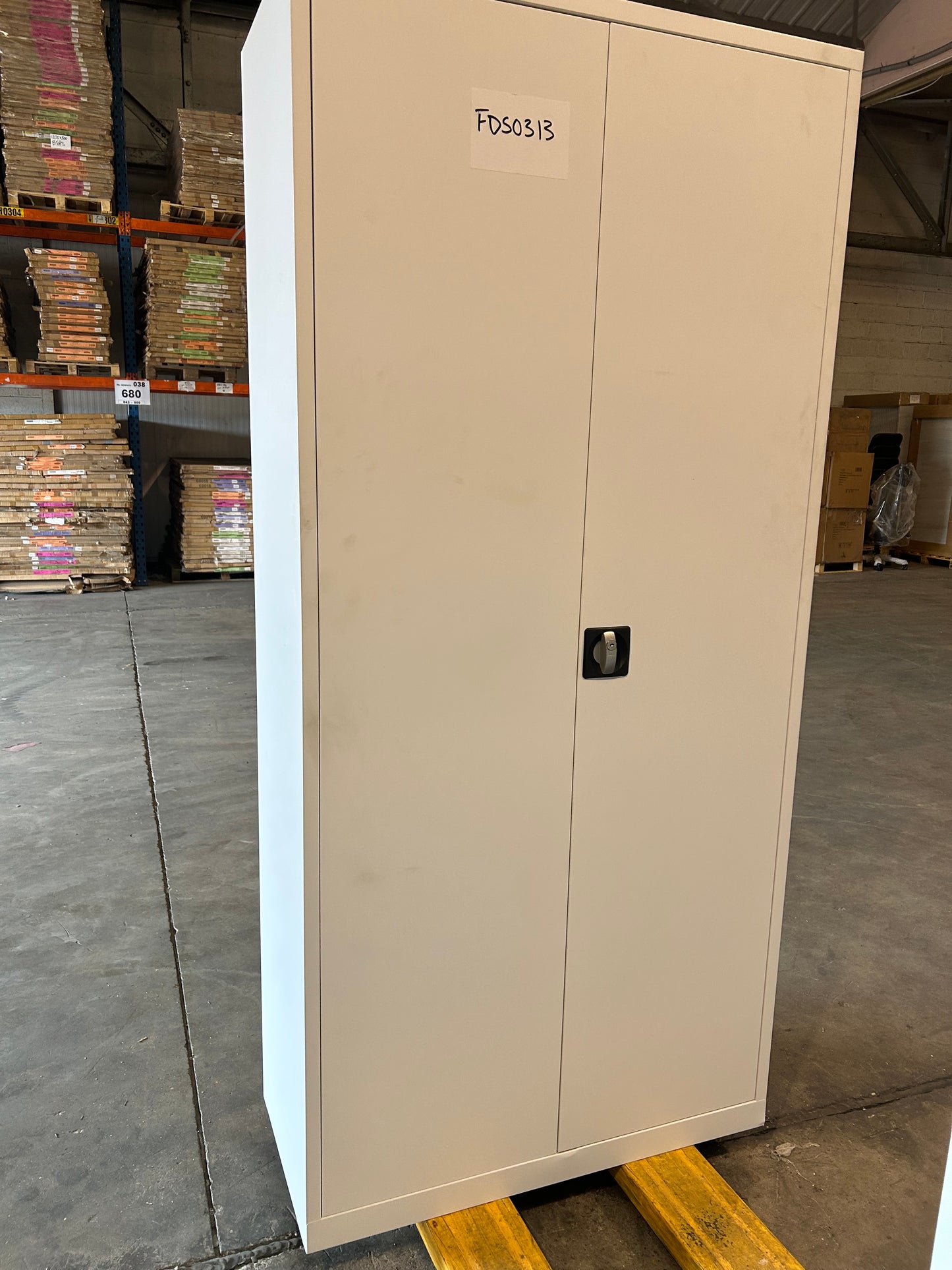 White 1950mm Metal Cupboard (FDS0313)
