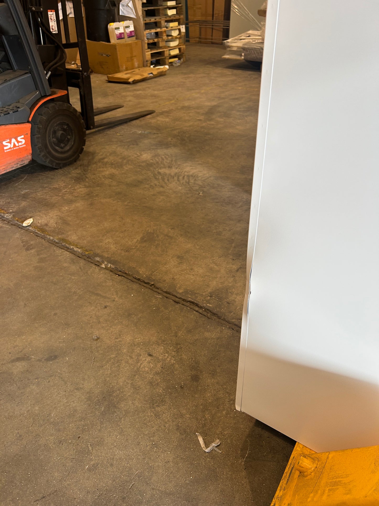 White 1950mm Metal Cupboard (FDS0313)
