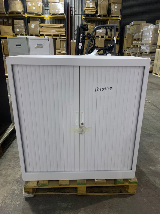 White 1050mm Tambour